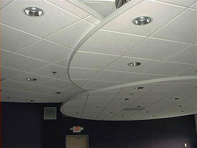Curved perimeter acoustical ceiling
