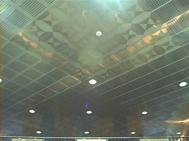 Reflective specialty metal ceiling
